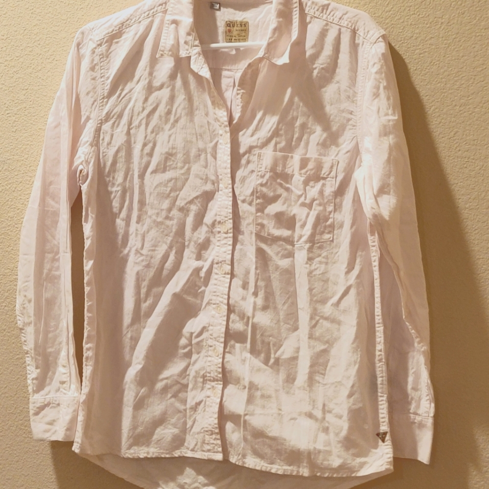 GUESS womens size M shirt